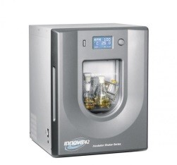 Шейкер-инкубатор, амплитуда 19 мм, 25-400 об/мин, до 80°C, 125 л, Innova 42, Eppendorf