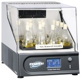 Шейкер-инкубатор, амплитуда 19 мм, 25-500 об/мин, до 80°C, 90 л, Innova 40, Eppendorf